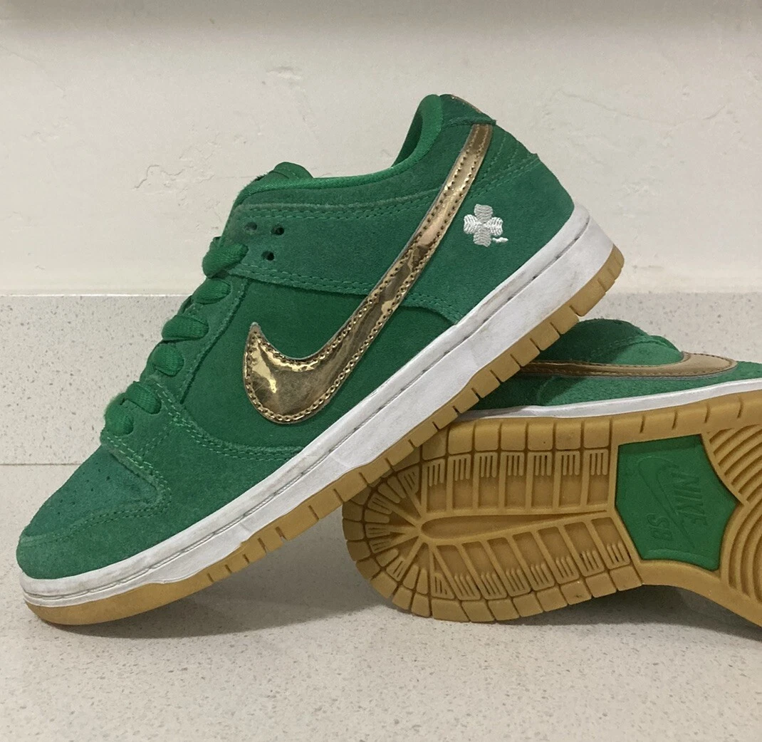 Green and gold nikes sales