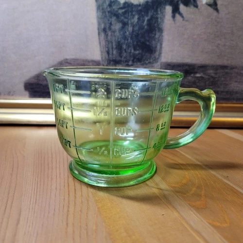 Hazel Atlas Green Depression Glass Measuring Cup Pint With Cups & Ounces