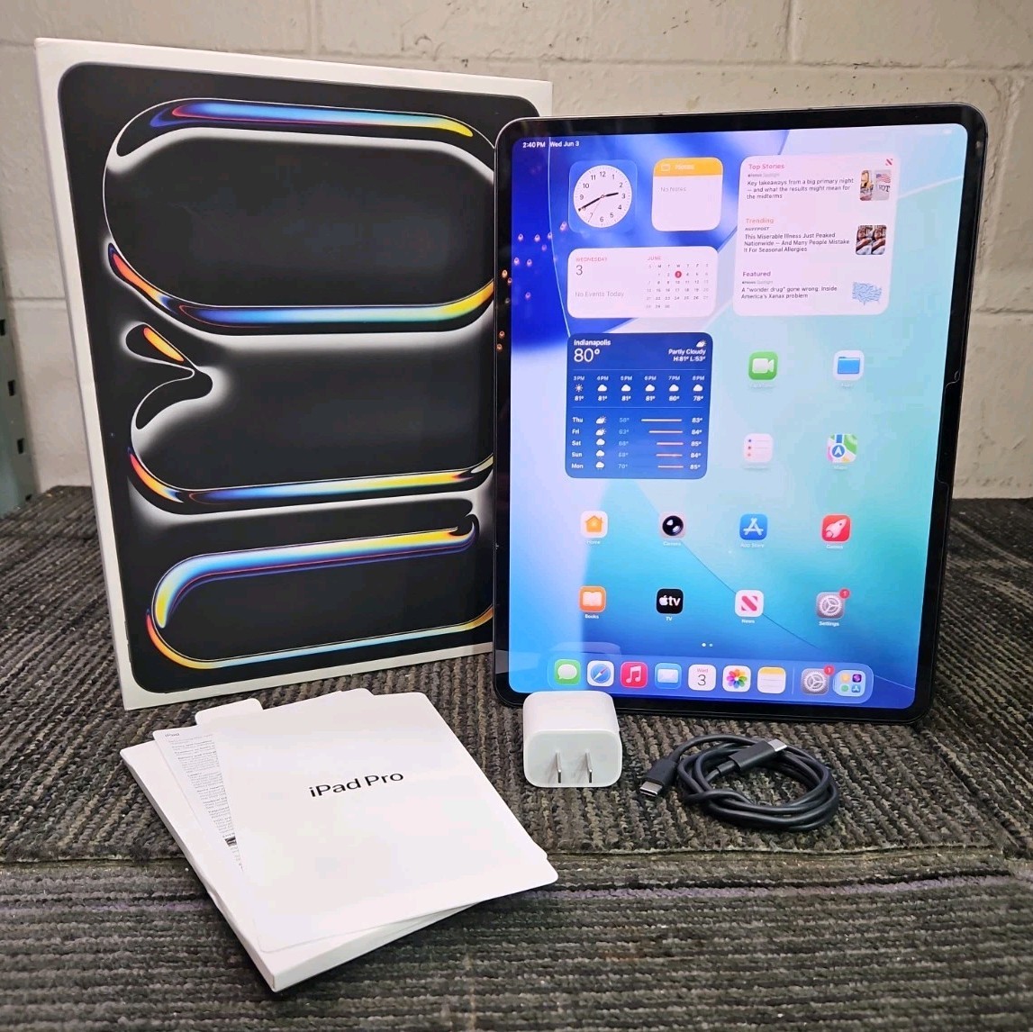 【ハロウィンセール】Apple iPad pro 256G Apple A2926 (MVXR3LL/A) iPad Pro 13