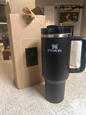 #ad Stanley 40 oz Stainless Steel H2.0 FlowState Quencher Tumbler Black 2.0 $28.99
