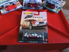 Hot Wheels Premium Forza Audi Avant RS2