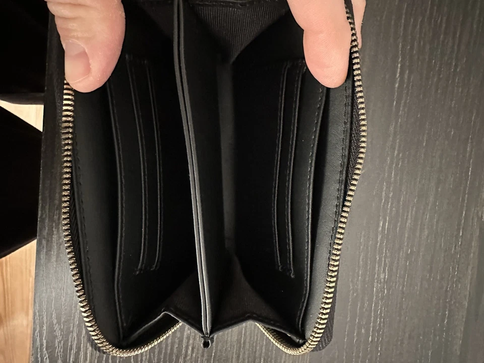 MINI CARTERA ZAC POSEN EARTHA CUERO NEGRA Foto 3 de 4