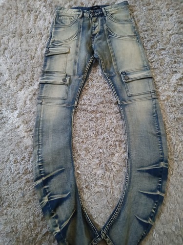 Taglia 30: Jeans AKings "Kyle Blue" a forma di J
