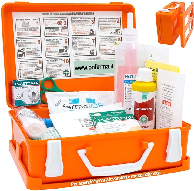CASSETTA PRONTO SOCCORSO DA APPENDERE COMPLETA DI CARTELLO conforme DM 388 CASSETTA PRONTO SOCCORSO DA APPENDERE COMPLETA DI CARTELLO conforme DM 388