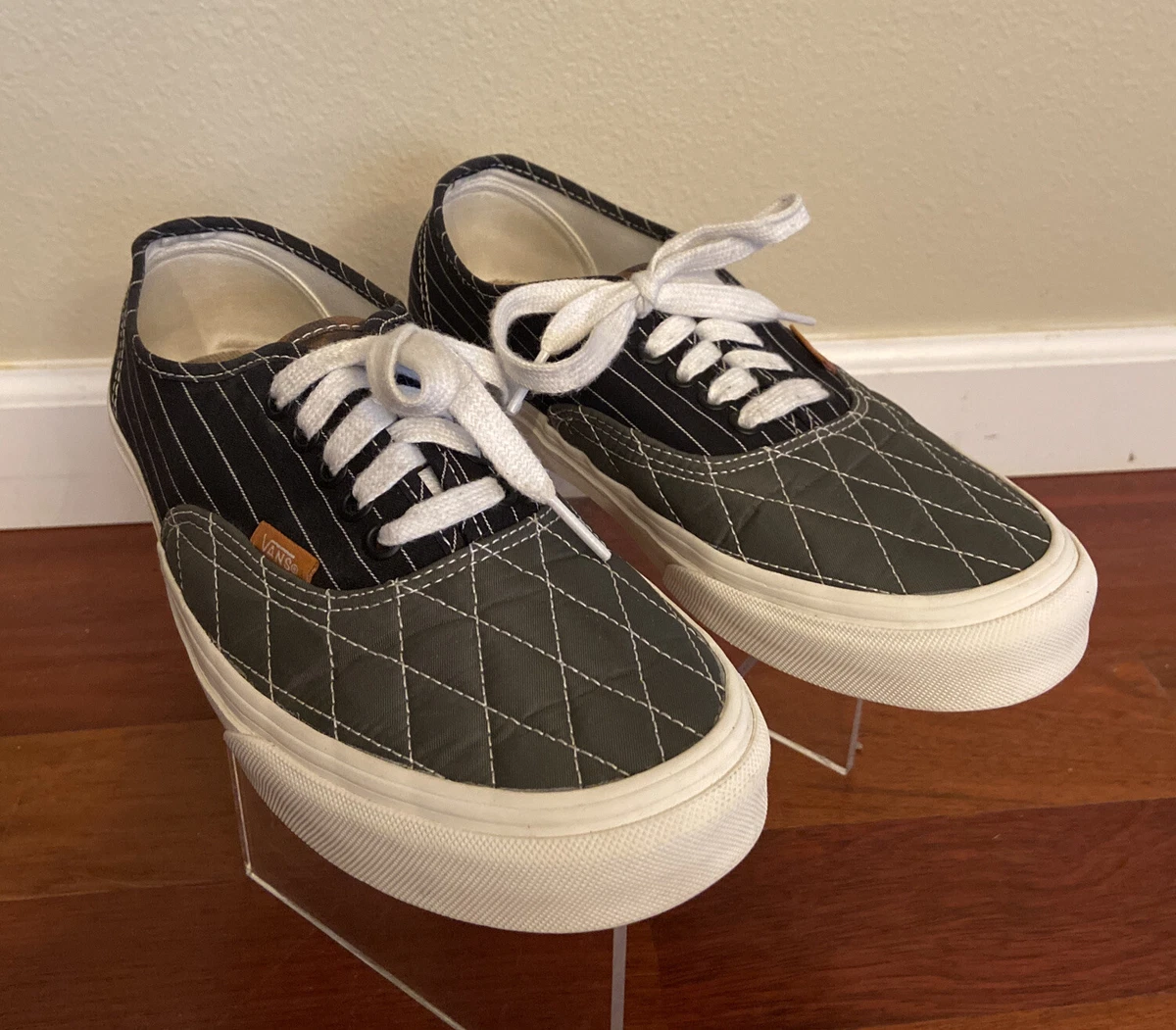 Vans top pinstripe shoes