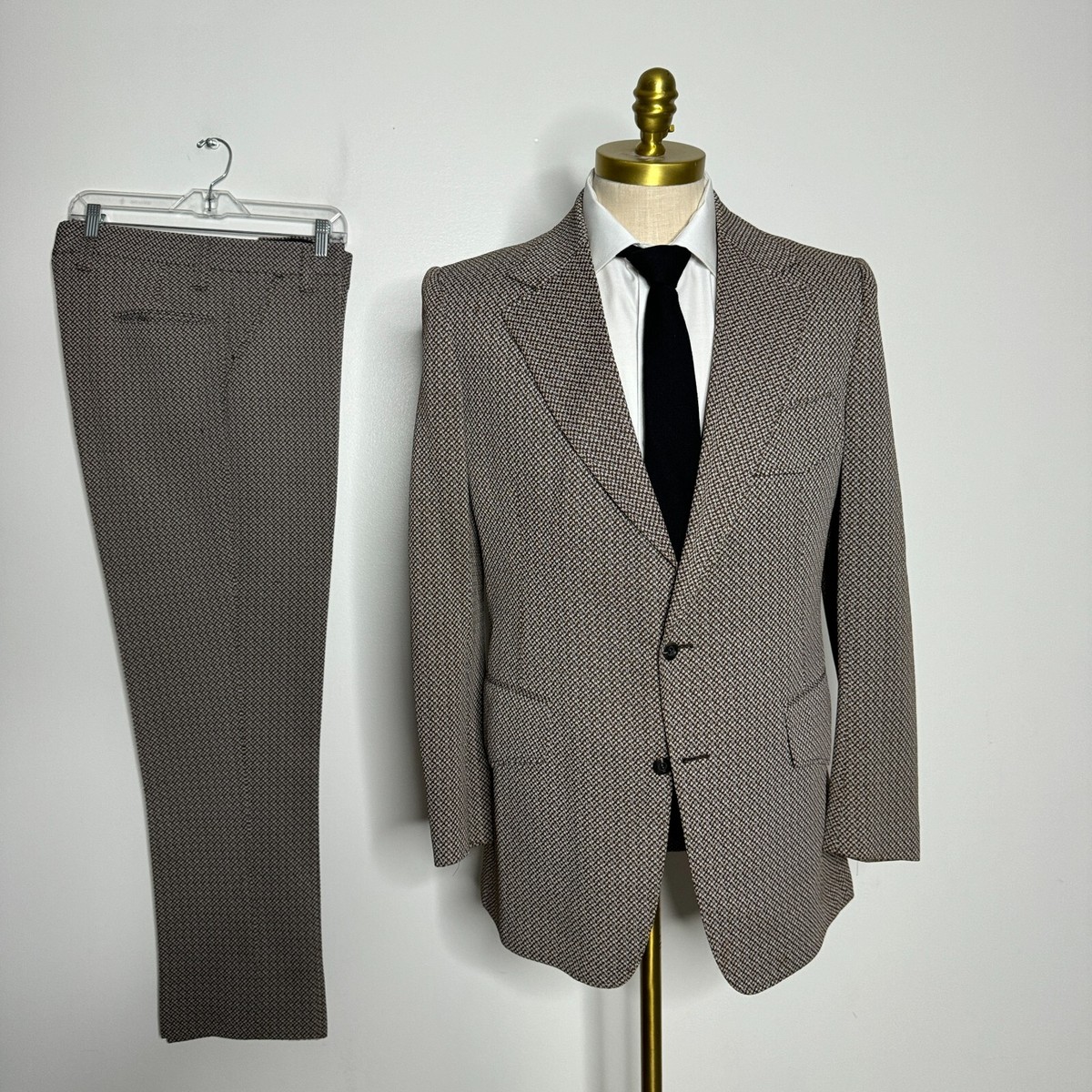 Vintage Retro Towncraft JCPenny 70s Suit 40L 36W Mens Solid Vintage Retro Towncraft JCPenny 70s Suit 40L 36W Mens Solid