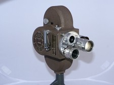 Dimaphot 16mm Movie Camera, 3 Som Berthiot Cinor Lenses, Side Finder. FRANCE.