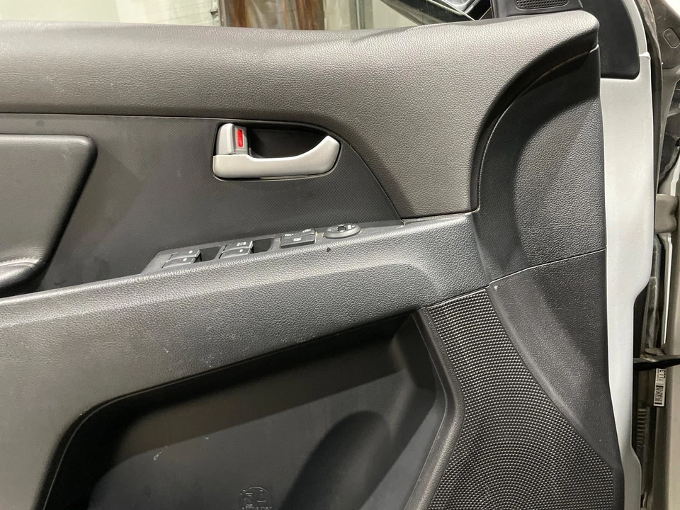 2014 - 2016 Kia Sportage Driver LH Left Black-WK Front Door Trim Panel - Image 3 of 4