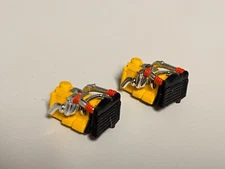 2 DCP 1/64 PETERBILT 379/389 CAT YELLOW MOTORS