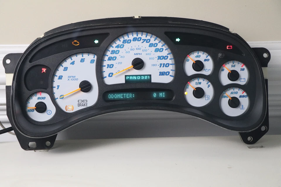 03-05 Chevrolet Silverado SS GAS Reman Instrument Cluster 0 mi REEMBOLSO CENTRAL US$ 50 - Imagem 2 de 4