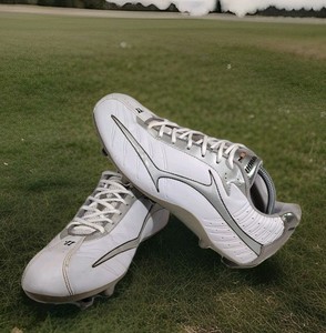 New Balance Burn Warrior BSCLWH White Baseball Cleats Men’s Size 12.5 Low Top