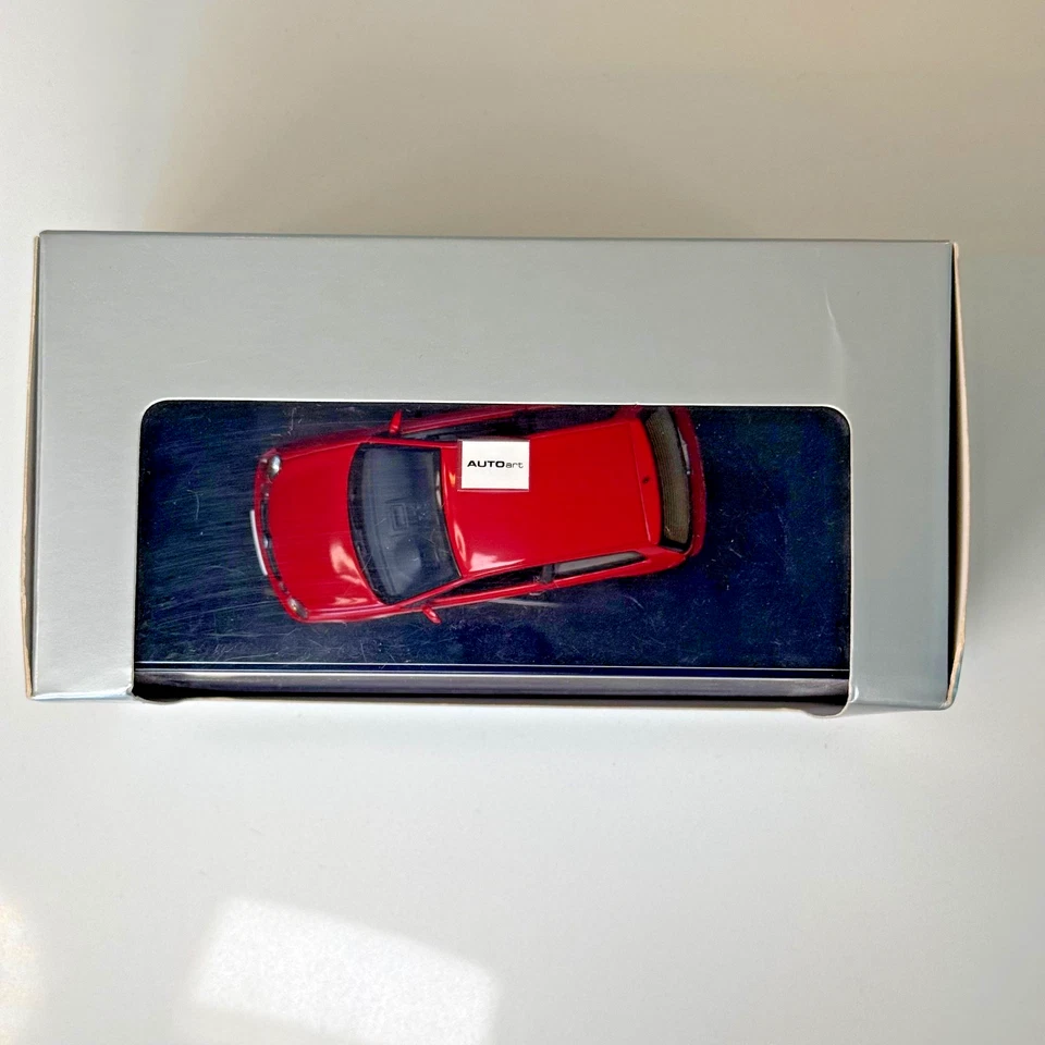 AutoArt 1:43 Volkswagen VW POLO - Rojo, COMO NUEVO en Caja Foto 3 de 4