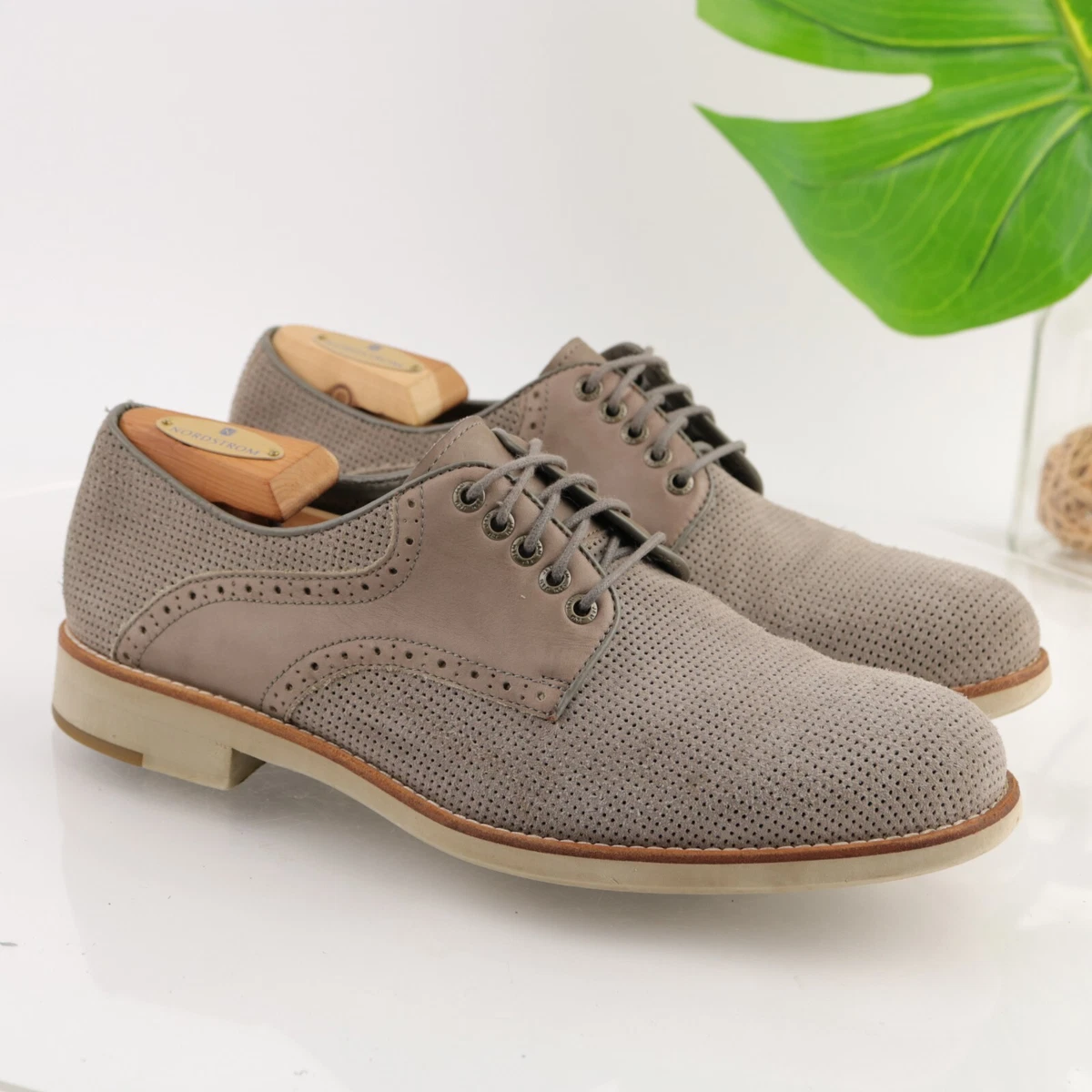 Johnston & Murphy Oxford Gray Dress Shoes for Men for sale  display picture 1