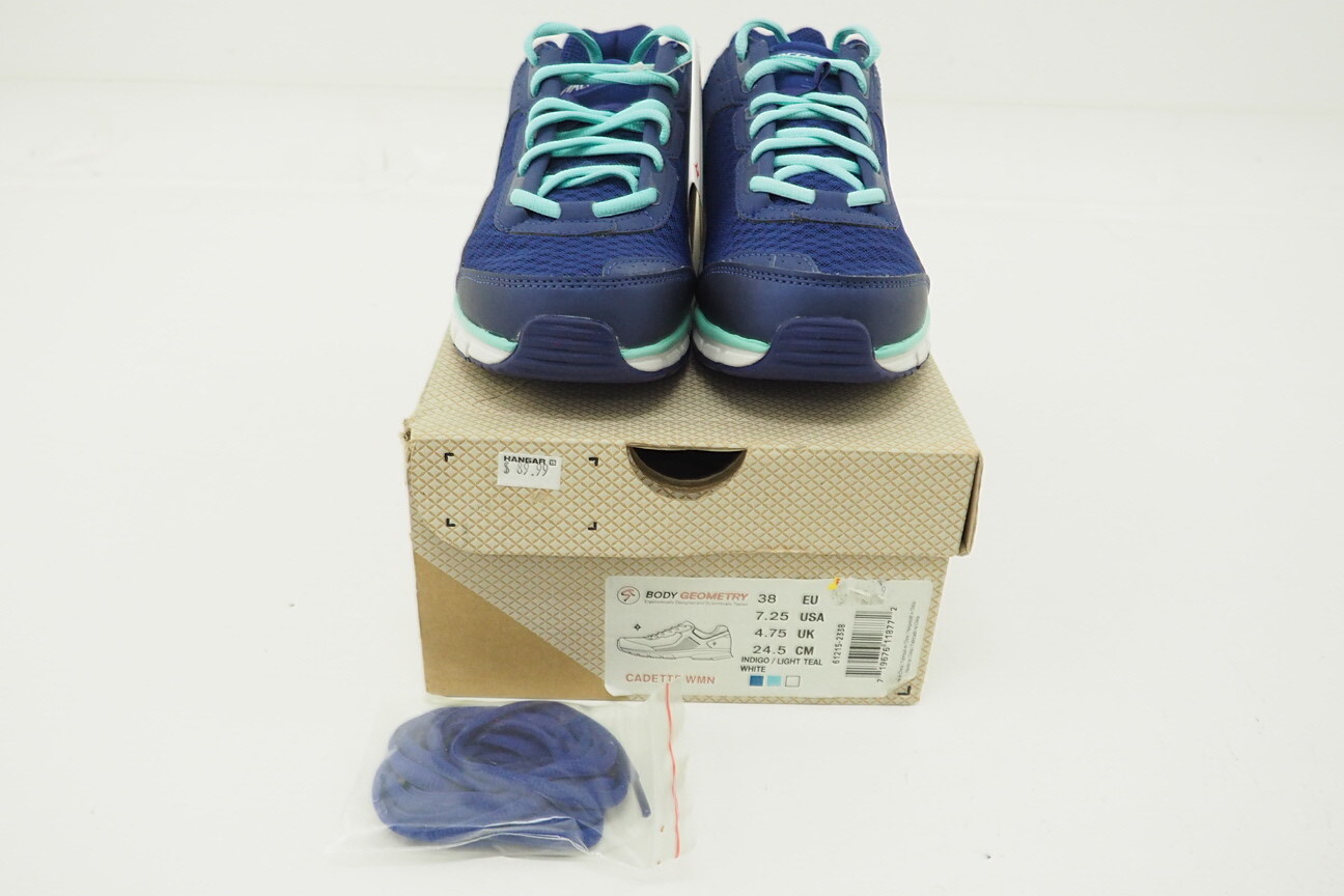 New! Specialized Cadette Women's Cycling Shoes EU 38 US 7.25 Blue/White