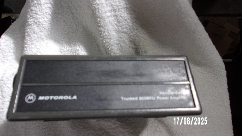 MOTOROLA 800 Mhz. Portable - 12 Volt  Mobile Power Amp. Sys. 90
