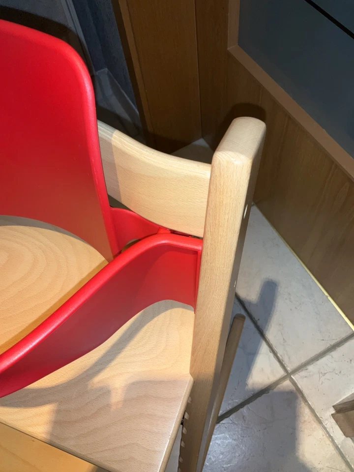 Stokke Tripp Trapp Hochstuhl, Naturfarbig Lasiertes Holz, Babyset In Rot - Bild 3 von 4