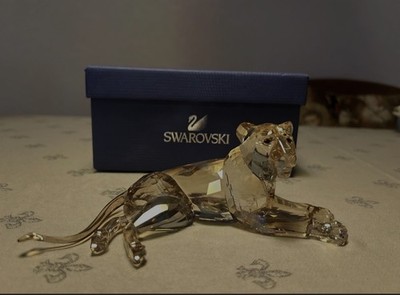 Swarovski SCS Jahresausgabe 2016   Löwenmutter Lion Mother   Tadellos in OVP