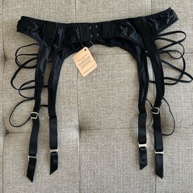 NWT! Agent Provocateur Garter Belt Suspenders Zsi Zsi Black Size 4 (L)