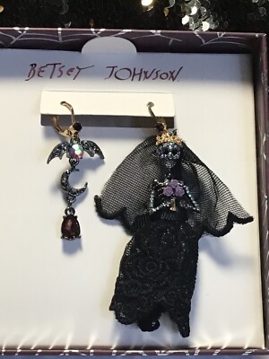 New In Box Betsey Johnson Skeleton Bride Bat Mismatch Earrings