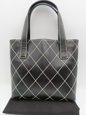 CHANEL A18126 Tote Bag Wild Stitch Black Used Item Good Condition