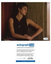 Shailene Woodley "Divergent" AUTOGRAPH Signed 'Tris' 8x10 Photo C ACOA