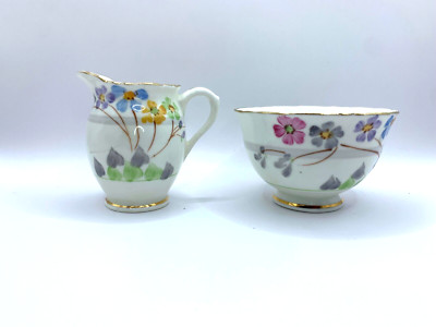 Sutherland Bone China White Creamer Sugar Bowl Floral Design Gold Gilt England