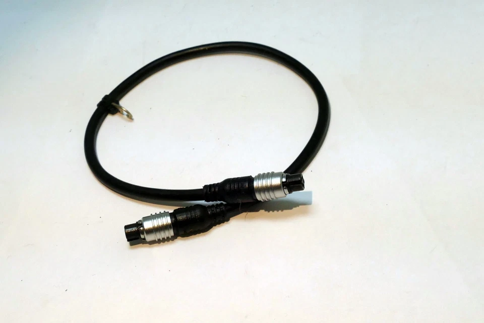 Olympus OM TTL Grip 2 Cord Flash Sync Cable ( 1 foot - 5 pin) long T32 - Image 4 of 4