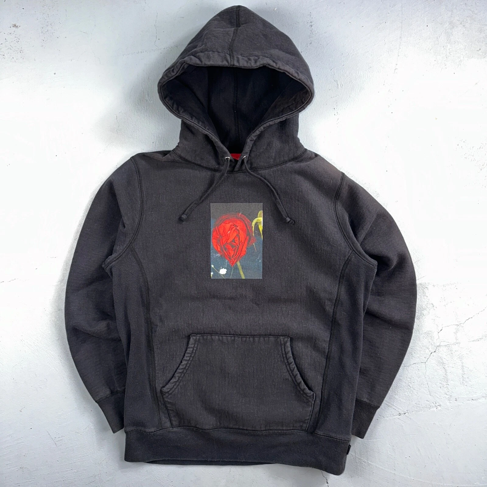 Sweat à capuche Supreme Araki Rose noir taille Medium FW16 2016