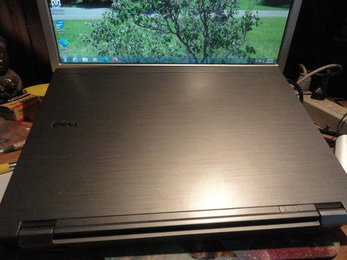 Laptop aktywowany Dell Inspiron E 6410 Windows 7 Professional SP1 - Zdjęcie 2 z 13