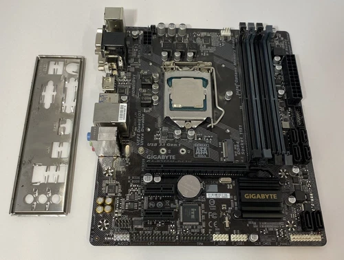GIGABYTE GA-B250M-DS3H Motherboard & CPU  Intel i7-7700K 4.20GHz I/O