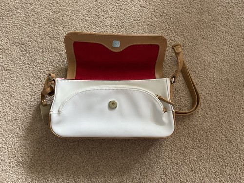 Liz Claiborne purse - Picture 3 of 7