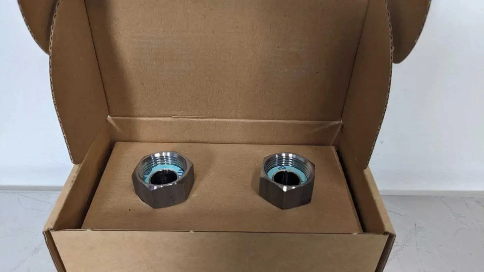 IFM Efector E40191 Mounting Adapter for Flow Sensor ADAPTER G3/4-NPT1/2/V4A - Image 2 of 4