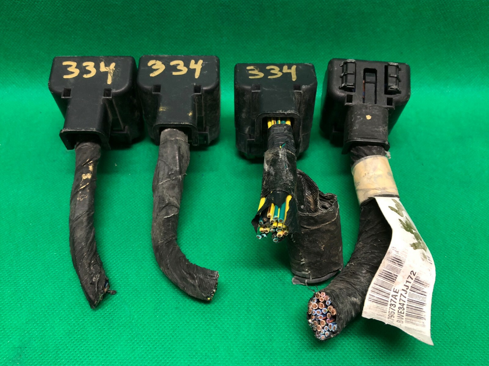 ECM/PCM Wiring Harness Plugs For 2008 Chrysler Sebring 3.5 – OEM Module Connector 05187341AG