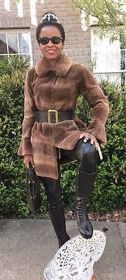 Mint Designer Zandra Rhodes Sable brown color Sheared mink fur