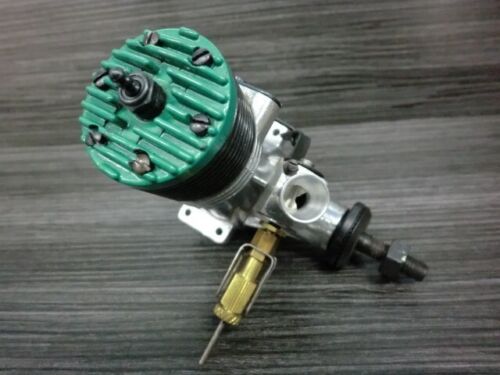 K&B TORPEDO RC-45 0.454cu.in Vintage 2-stroke exhaust throttle engine new f/s - Picture 4 of 5