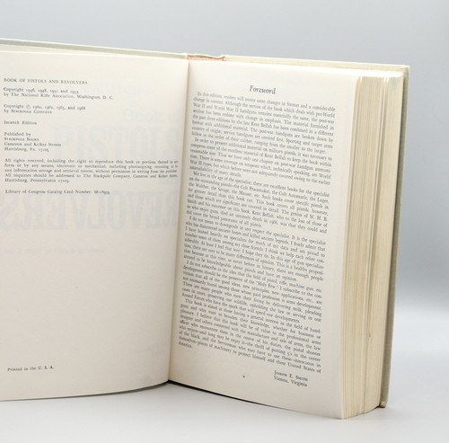 The W. H. B. Smith Classic Book of Pistols and Revolvers (1968) - Picture 4 of 5