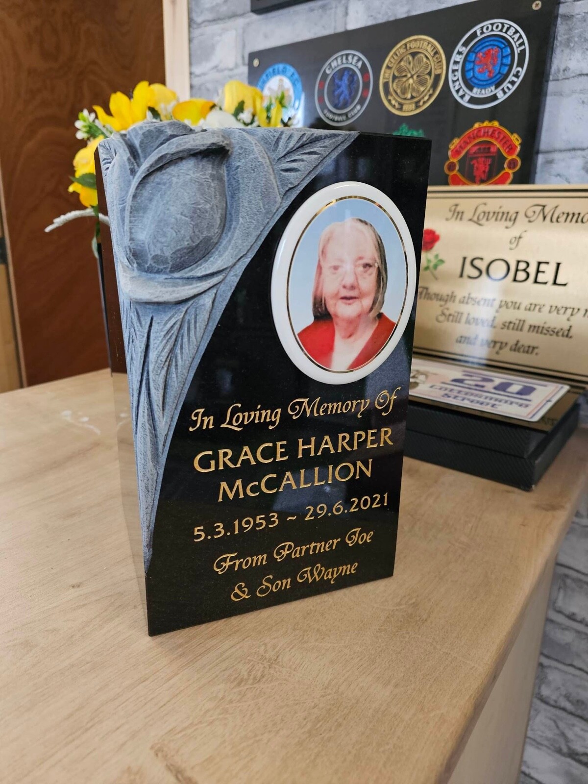 Granite Memorial Vase Personalised Grave Pot Flower Holder Cemetery
