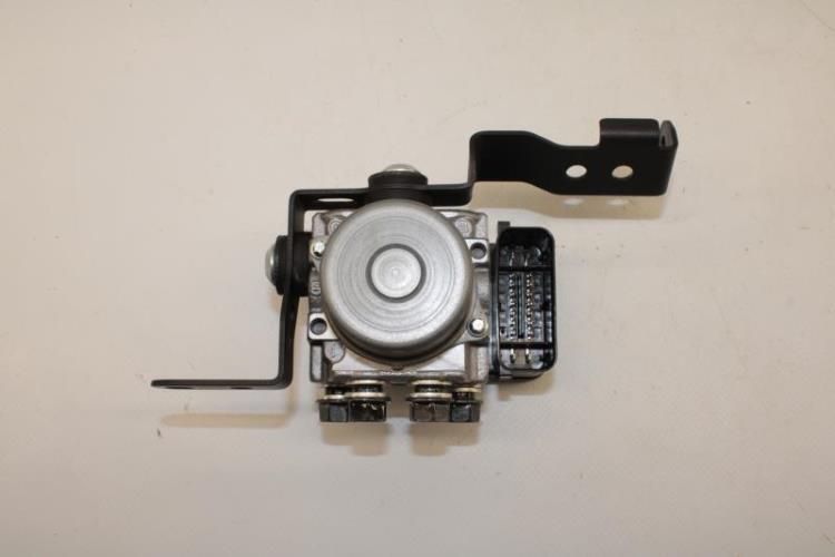 KAWASAKI Ninja 400 160820785 Modulator Druck ABS EX400G 18 KAWASAKI Ninja 400 160820785 Modulator Druck ABS EX400G 18