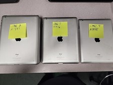 LOT OF 10 Ipads, Assorted Models Ipad 2,3,4.  UNTESTED  Assorted Condition