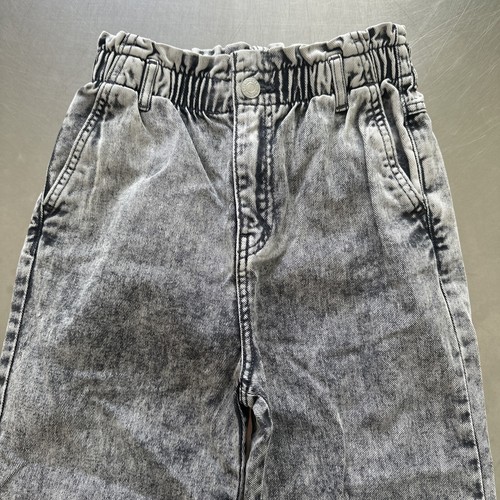 H&M Girls Jeans Size 12 Gray Acid Wash Relaxed Fit - Picture 2 of 5