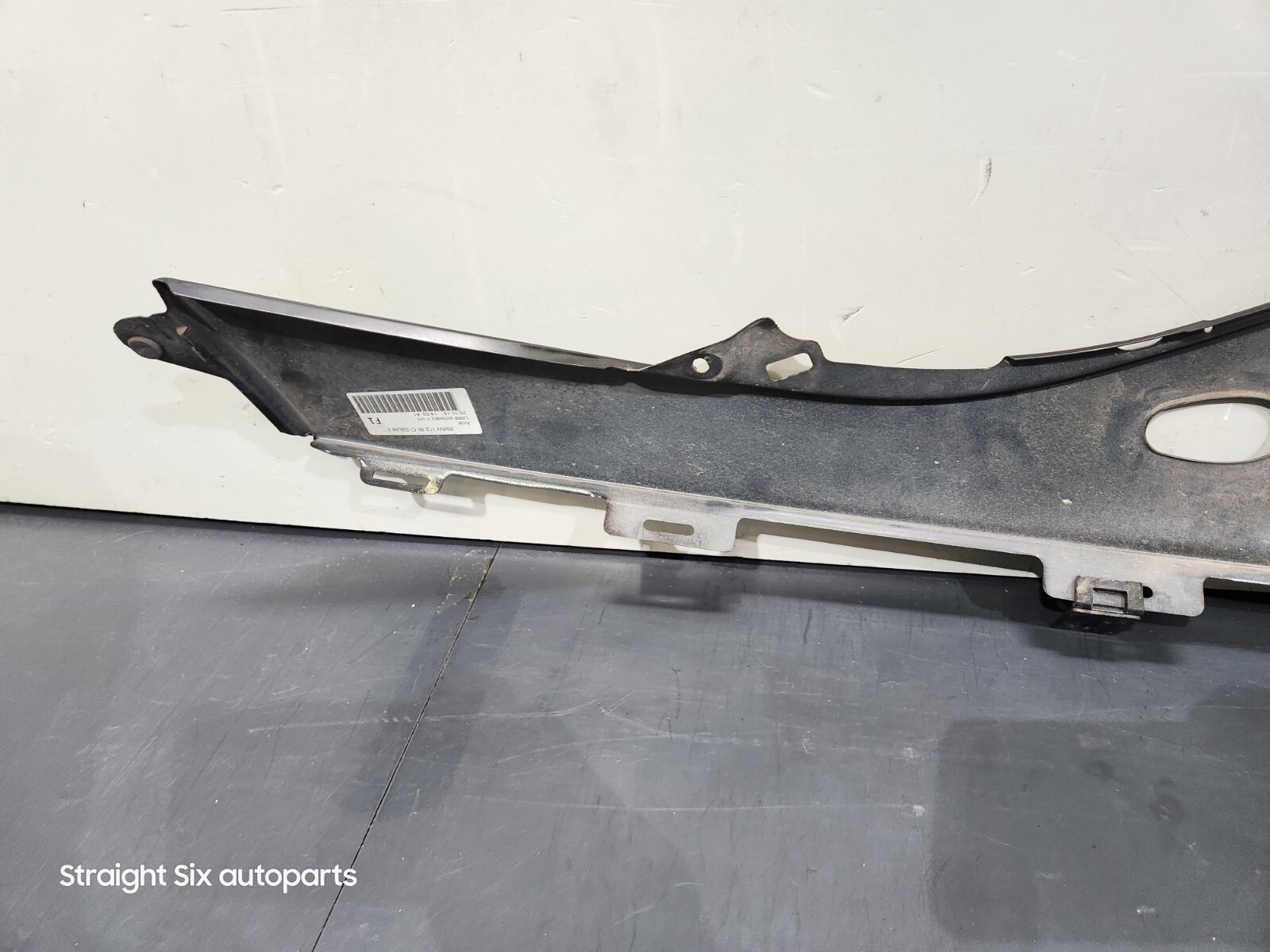 ✅ 14-20 OEM BMW i8 Rear Left C Pillar Quarter Trim Cover Body Panel Black 2