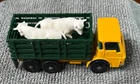 VINTAGE 1960'S  MATCHBOX LESNEY ENGLAND #4 DODGE STAKE TRUCK W/2 ORIGINAL COWS