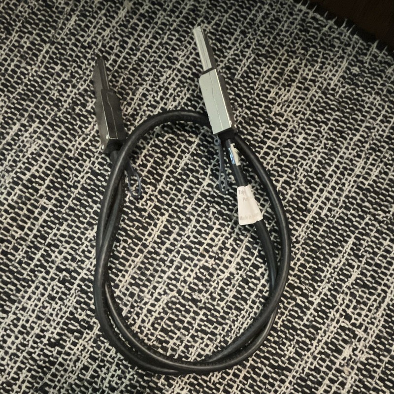 Tripp Lite QSFP+ DAC Cable Passive QSFP+ Male to Male 0.5m Black S522-05M