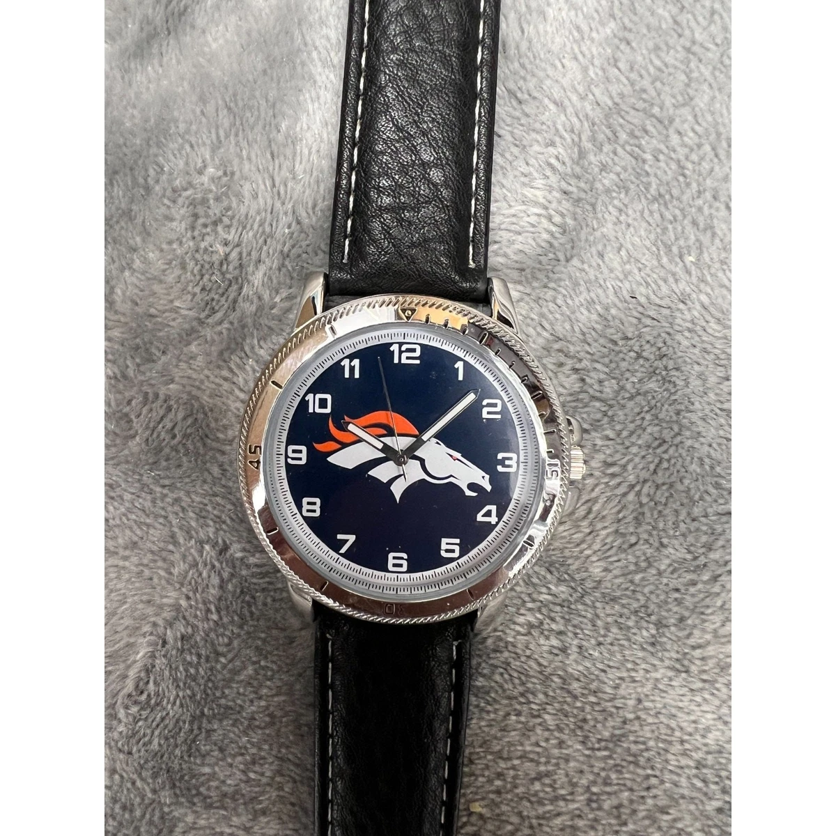 Denver Broncos Sparo Classic Men\'s Sports Watch with Black Leather Band Mens New York Giants Wrecker Wrist Watch NFL – Rock N Sport  main image 4