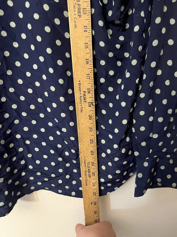 Blusa De Colección Ralph Lauren 100% Seda Azul Marino Lunares Cuello Botones Delanteros Talla 4 Foto 4 de 4