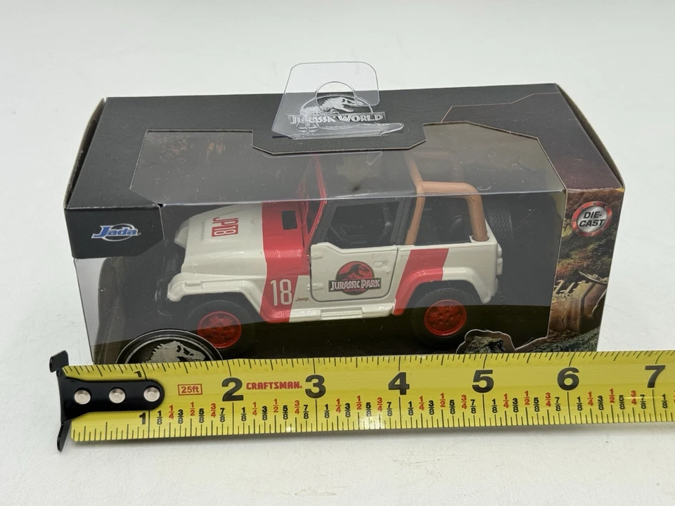 Jada Toys Hollywood Rides Jurassic World Jeep Wrangler - Diecast Car - Image 2 of 4