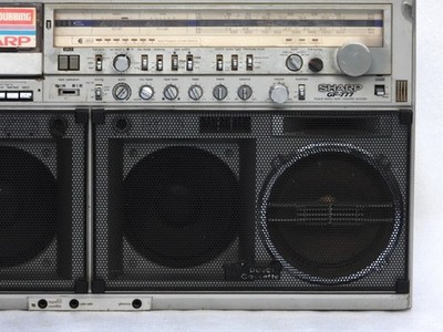 VINTAGE SHARP GF-777Z BOOMOBOX STEREO DOUBLE METAL MONSTER RADIO