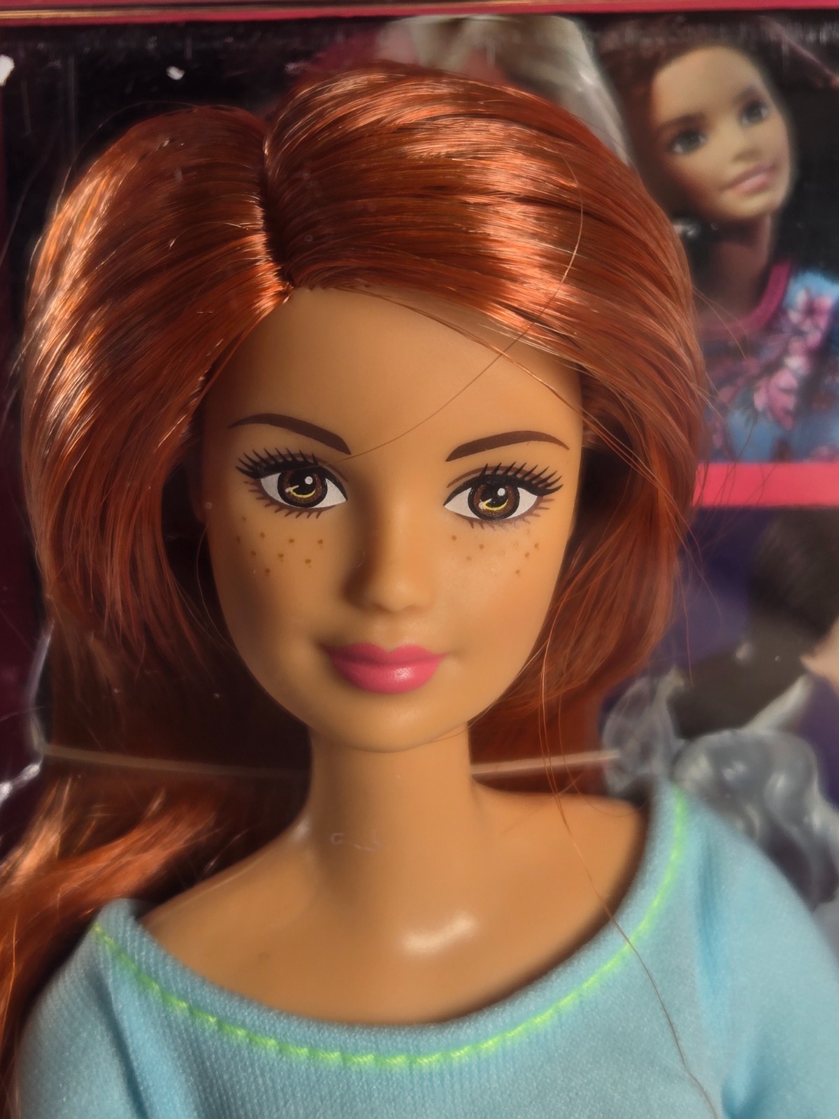 N407 ~ NRFB BARBIE MADE TO MOVE LIGHT BLUE TOP AUBURN FRECKLES DOLL DPP74