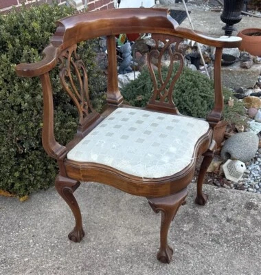 Corner HANCOCK MOORE Chair Accent Arm Wood - Image 1 of 4