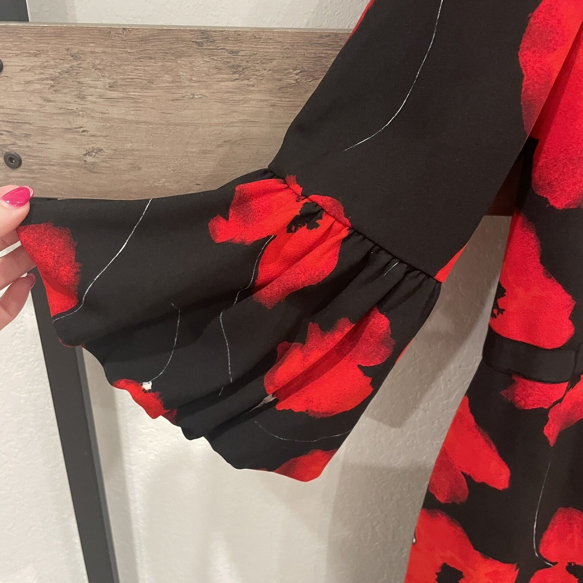 MAGGY LONDON::ワンピース:US14[RESALE] Maggy London Stunning Multi Occasion Twist Empire Waist Midi